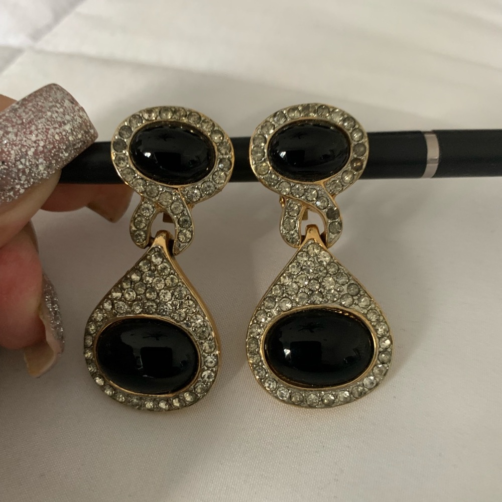 ALEXIS KIRK COUTURE LTD